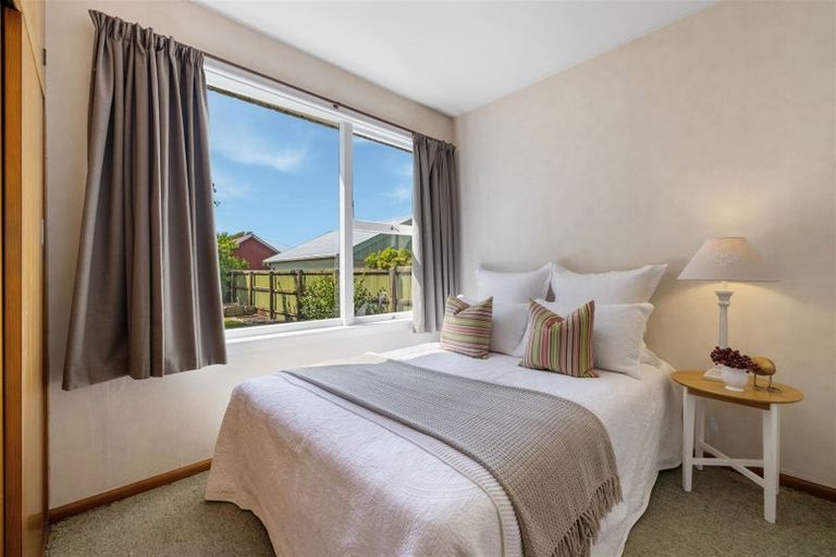 Photo of property in 11 Leacroft Street, Bishopdale, Christchurch, 8053