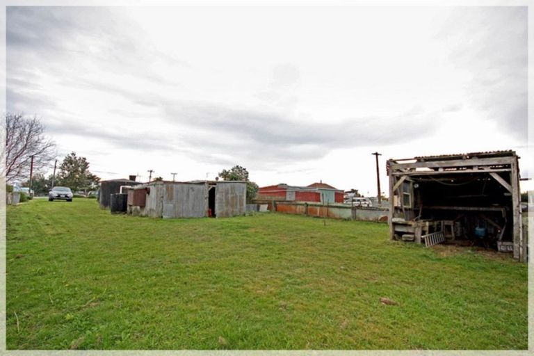 Photo of property in 25 Punga Street, Tangimoana, 4822