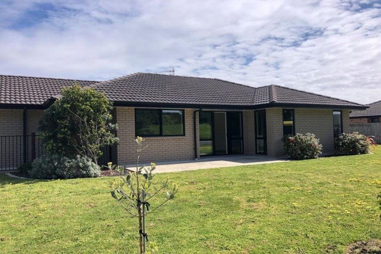 Photo of property in 182 Doncaster Drive, Papamoa Beach, Papamoa, 3118