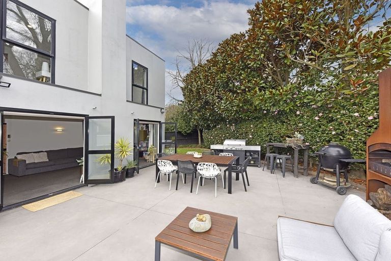 Photo of property in 8 Haineswood Lane, Sockburn, Christchurch, 8042