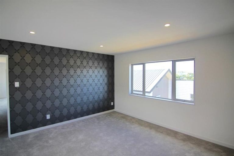 Photo of property in 32 Remuremu Street, Long Bay, Auckland, 0630