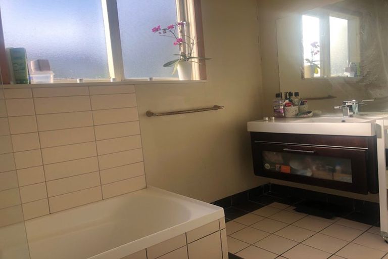 Photo of property in 20 Baden Road, Hataitai, Wellington, 6021