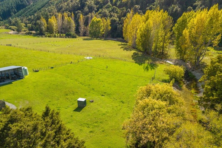 Photo of property in 170 Pigeon Valley Road, Pigeon Valley, Wakefield, 7096