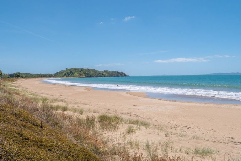 Photo of property in 23b Taipa Point Road, Taipa, 0420