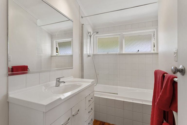 Photo of property in 30a Hart Road, Hauraki, Auckland, 0622