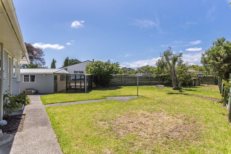 Photo of property in 40 Francis Road, Paraparaumu Beach, Paraparaumu, 5032