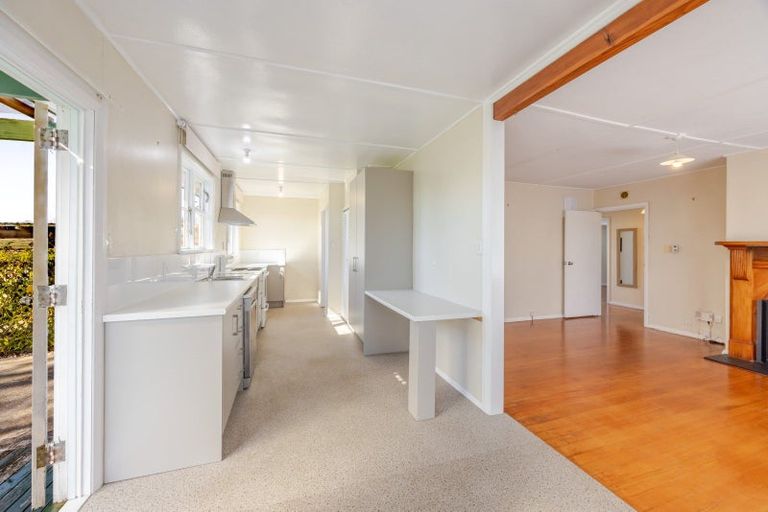 Photo of property in 1011 Saint Aubyn Street West, Saint Leonards, Hastings, 4120