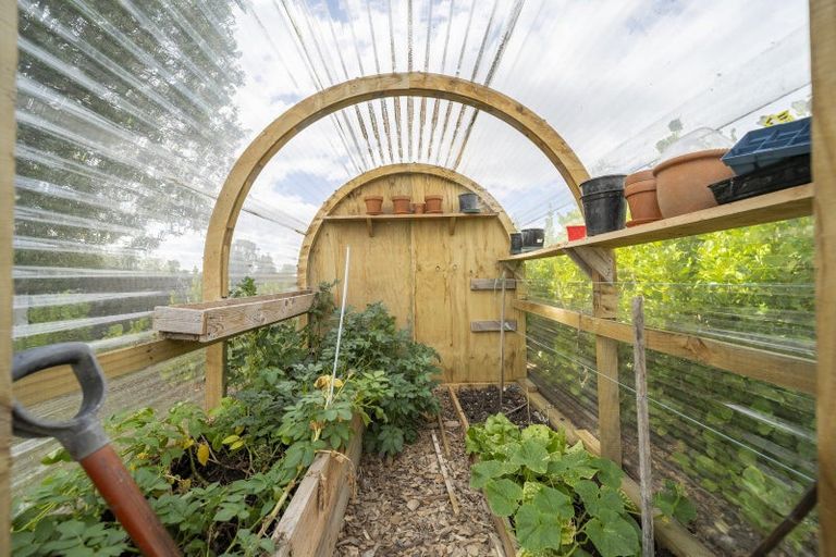 Photo of property in 24 Howden Street, Te Anau, 9600