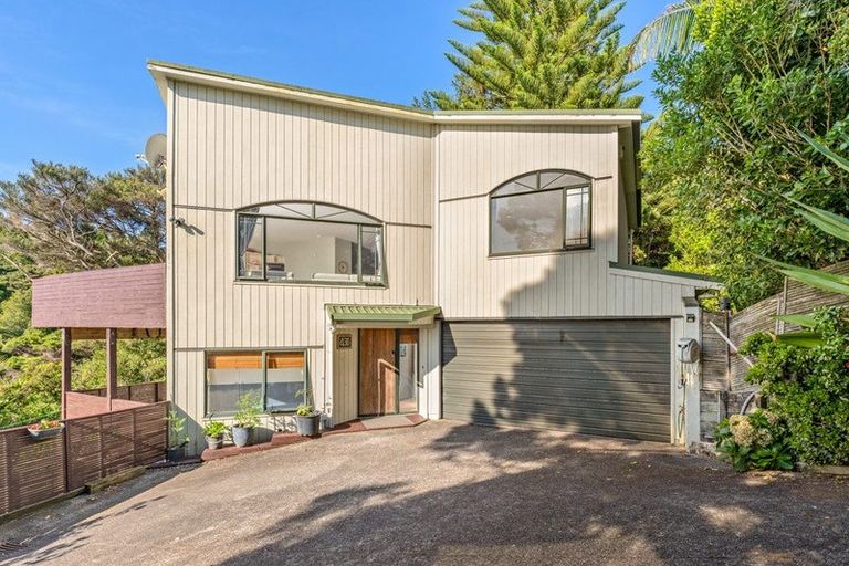 Photo of property in 43b Island Bay Road, Beach Haven, Auckland, 0626