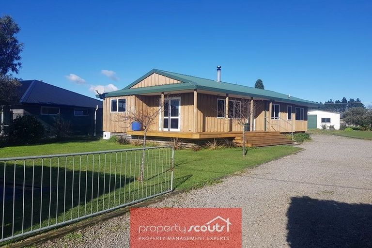 Photo of property in 16 Smith Street, Lepperton, New Plymouth, 4373