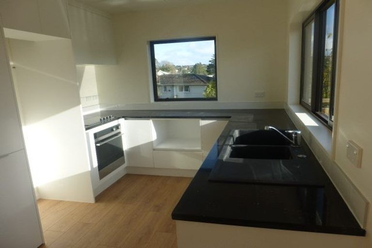 Photo of property in 16 Glendene Avenue, Glendene, Auckland, 0602