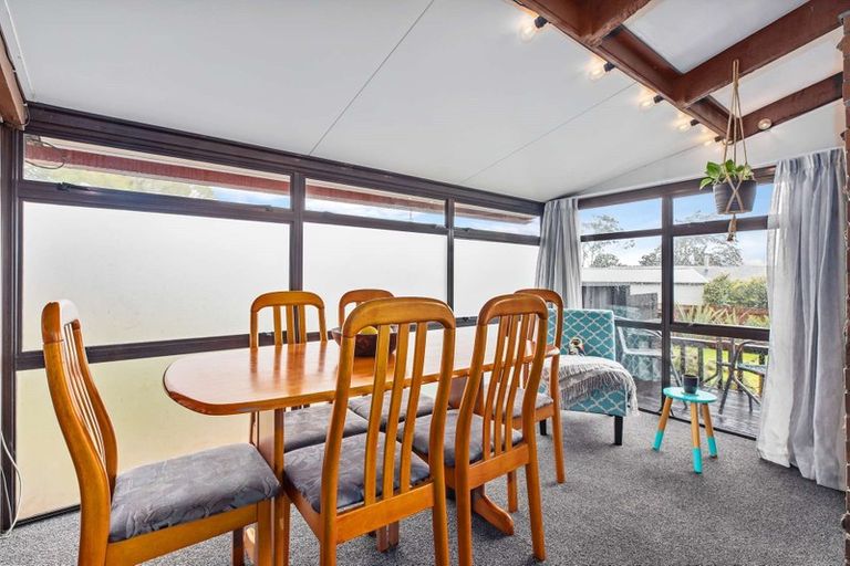 Photo of property in 1/80a Woodglen Road, Glen Eden, Auckland, 0602