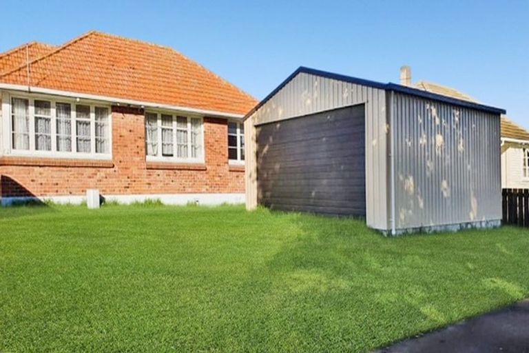 Photo of property in 25 Harper Street, Gonville, Whanganui, 4501