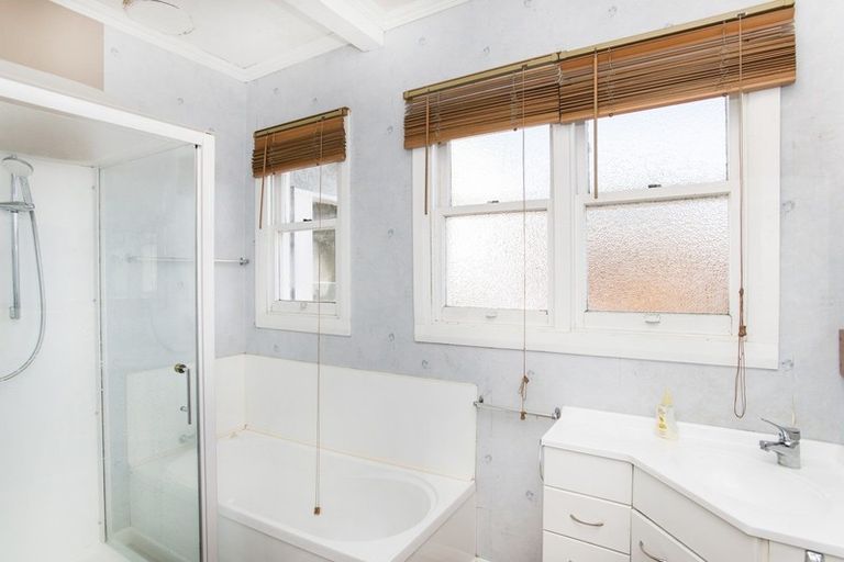 Photo of property in 60 Ormond Road, Whataupoko, Gisborne, 4010