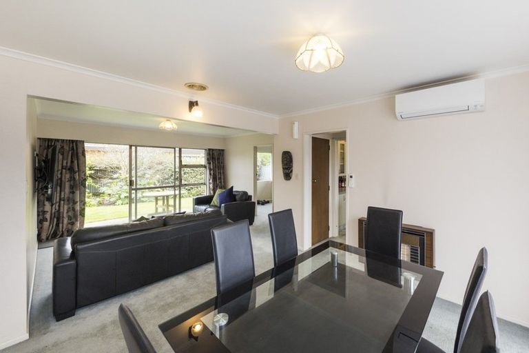 Photo of property in 6b Edwards Place, Terrace End, Palmerston North, 4410