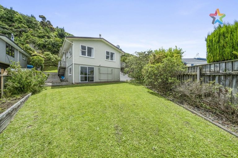 Photo of property in 80 Mulberry Street, Normandale, Lower Hutt, 5010