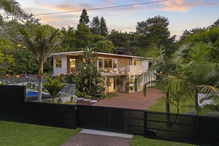 Photo of property in 123 Braemar Road, Castor Bay, Auckland, 0620
