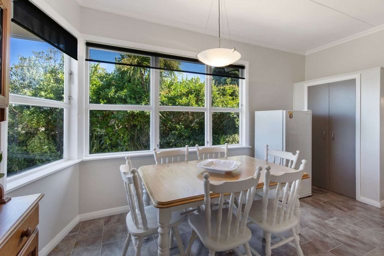 Photo of property in 2 Taupata Street, Castlecliff, Whanganui, 4501