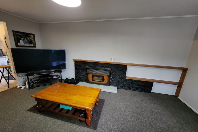 Photo of property in 5 Whangakoko Grove, Birchville, Upper Hutt, 5018