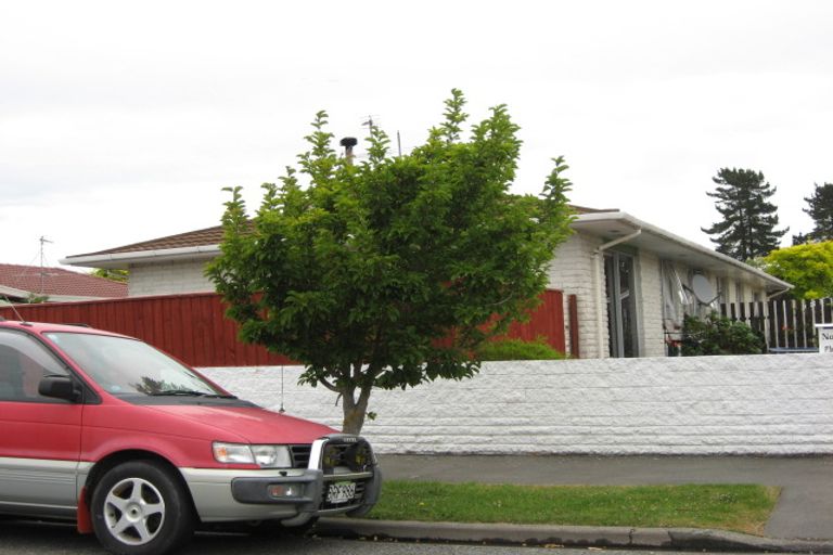 Photo of property in 1/19 Cowes Street, Avondale, Christchurch, 8061