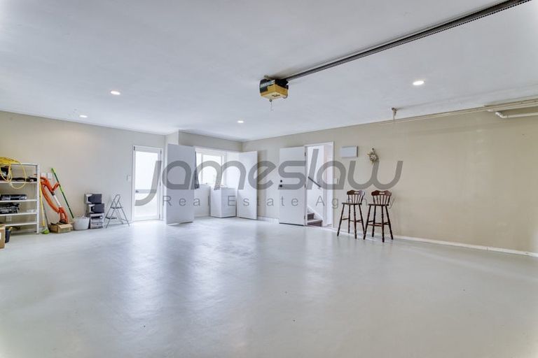 Photo of property in 25a Brightside Road, Stanmore Bay, Whangaparaoa, 0932