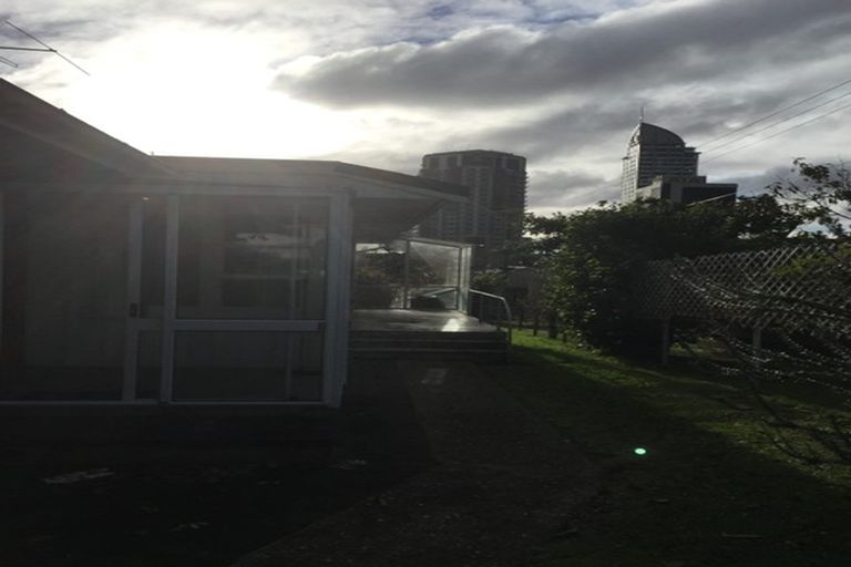 Photo of property in 1/19 Tennyson Avenue, Takapuna, Auckland, 0622