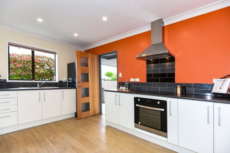 Photo of property in 2/25 Warden Street, Richmond, Christchurch, 8013