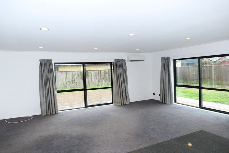 Photo of property in 10 Moy Place, Otaki, 5512