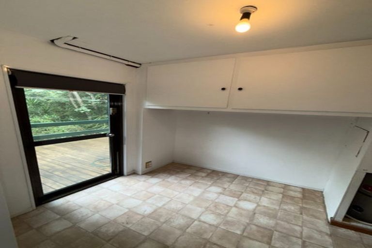 Photo of property in 28 Burns Road, Hospital Hill, Napier, 4110