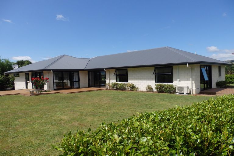 Photo of property in 20 Riverside Lane, Karapiro, Cambridge, 3494