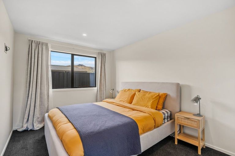 Photo of property in 149 Burdon Loop, Lake Hawea, 9382