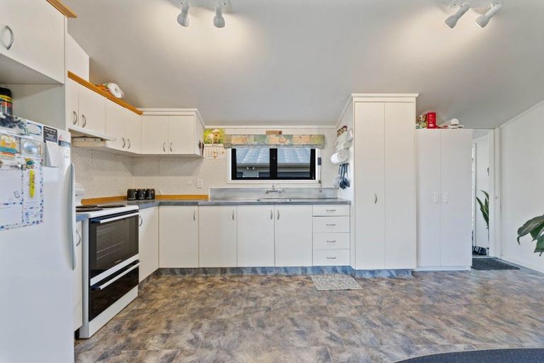 Photo of property in 14 Farmer Road, Waitoa, 3310