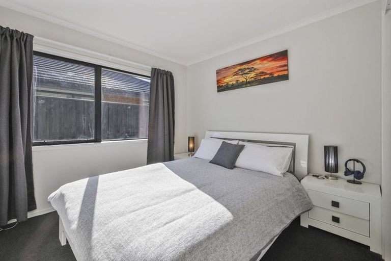 Photo of property in 17 Ragley Way, Rolleston, 7615