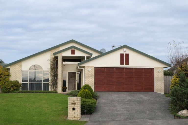 Photo of property in 7 Embleton Close, Northpark, Auckland, 2013
