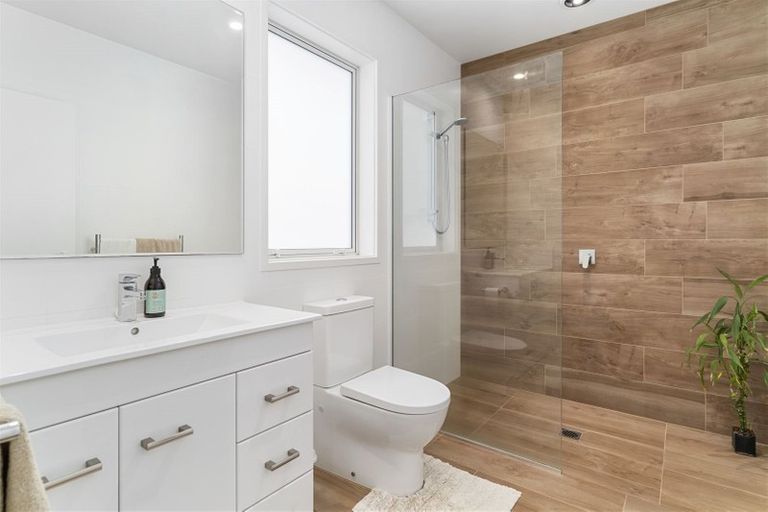 Photo of property in 77 Sandhurst Drive, Papamoa Beach, Papamoa, 3118