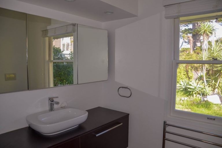 Photo of property in 246 Lonely Track Road, Dairy Flat, 0632