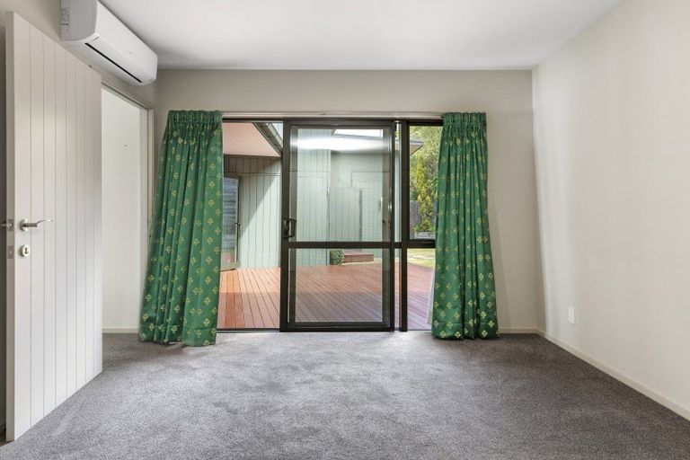 Photo of property in 868 Acacia Bay Road, Acacia Bay, Taupo, 3330