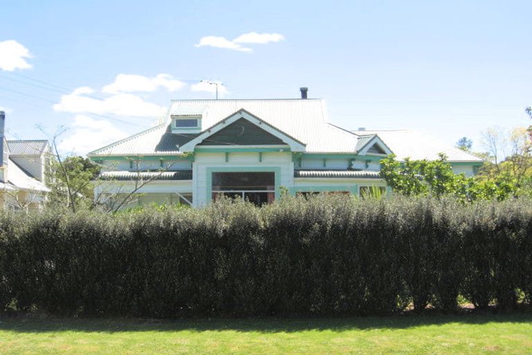 Photo of property in 10 Heta Road, Inner Kaiti, Gisborne, 4010