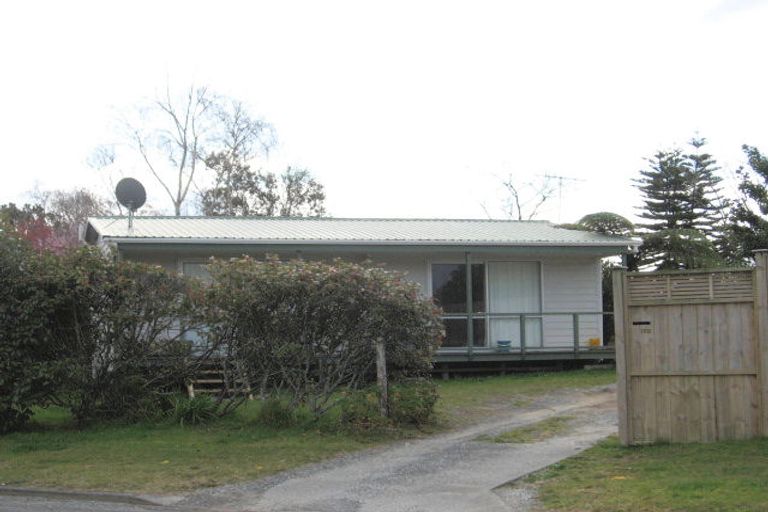 Photo of property in 102 Mckellar Place, Whangamata, 3620