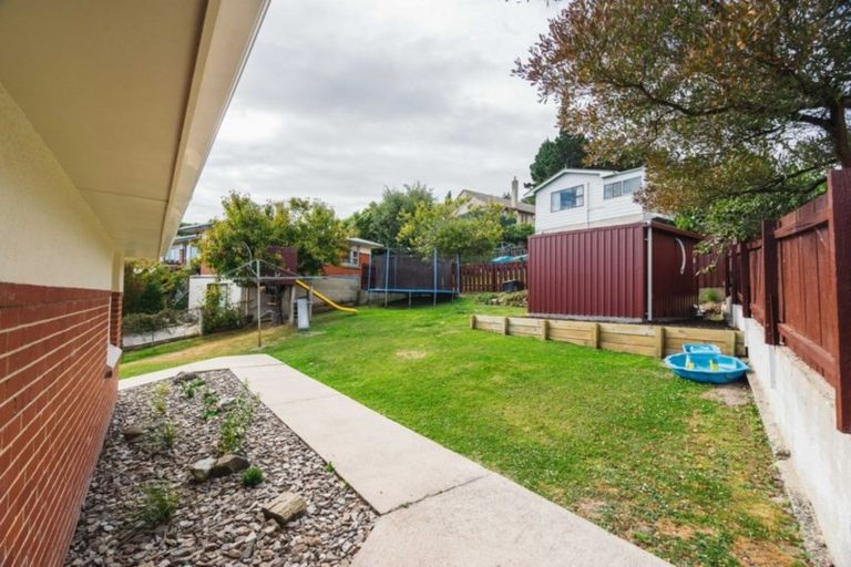 Photo of property in 55 Elwyn Crescent, Green Island, Dunedin, 9018