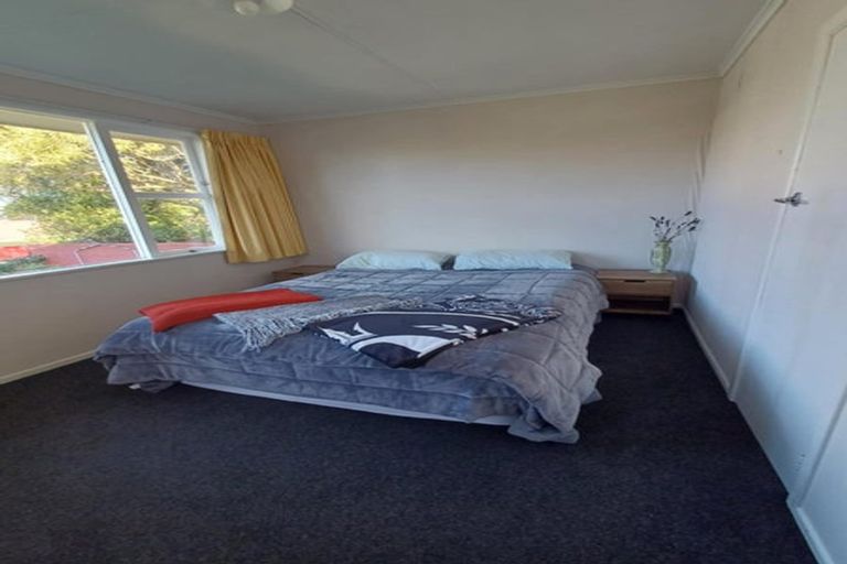 Photo of property in 18 Piper Place, Roslyn, Palmerston North, 4414