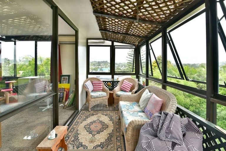 Photo of property in 134 Stanmore Bay Road, Stanmore Bay, Whangaparaoa, 0932