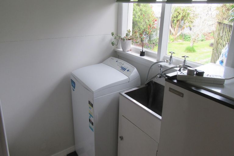 Photo of property in 7 Bond Street, Waimate, 7924