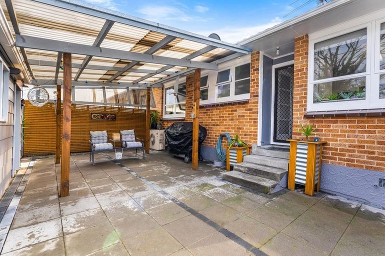 Photo of property in 2/34 Maclean Street, Wallaceville, Upper Hutt, 5018