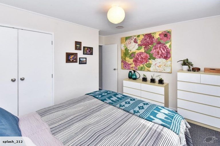 Photo of property in 1/44 Taitimu Drive, Weymouth, Auckland, 2103