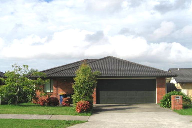 Photo of property in 33 Semillon Avenue, Henderson, Auckland, 0612