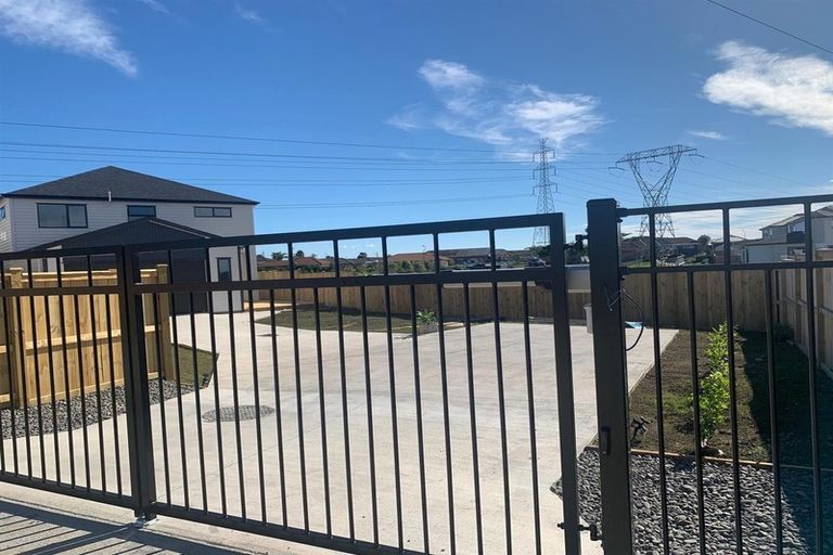 Photo of property in 45 Drumconnell Drive, Flat Bush, Auckland, 2019