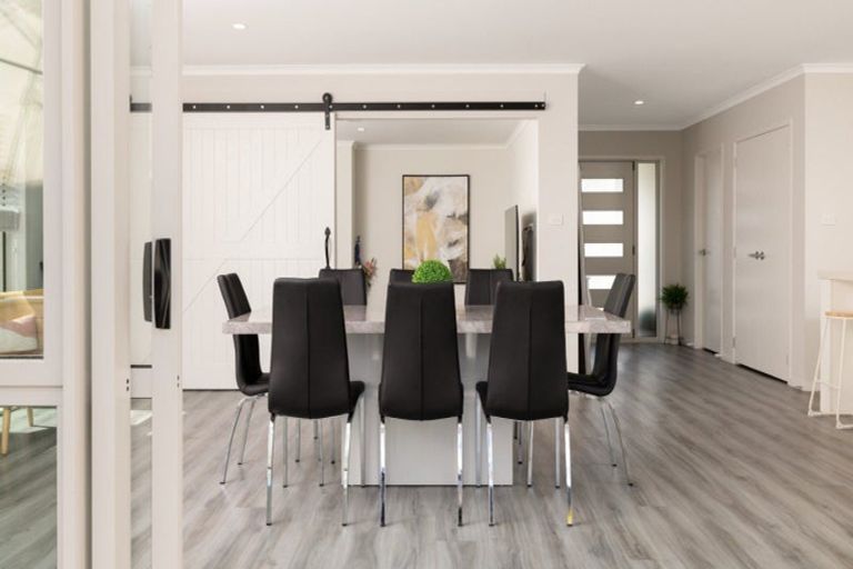 Photo of property in 93 Puhirake Crescent, Pyes Pa, Tauranga, 3112