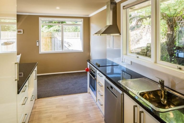 Photo of property in 54 Jocelyn Crescent, Pinehaven, Upper Hutt, 5019