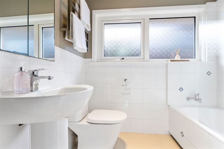 Photo of property in 115 Saint Martins Road, Saint Martins, Christchurch, 8022